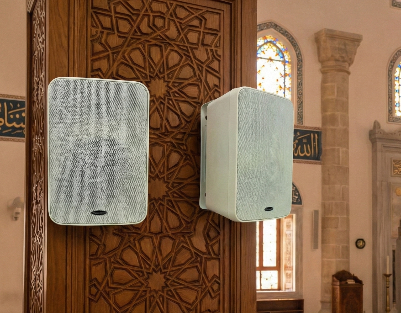 baffle Tucson مكبر صوت